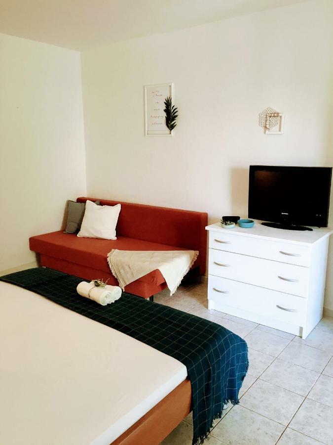 Apartments Off ซูเปตาร์ ภายนอก รูปภาพ